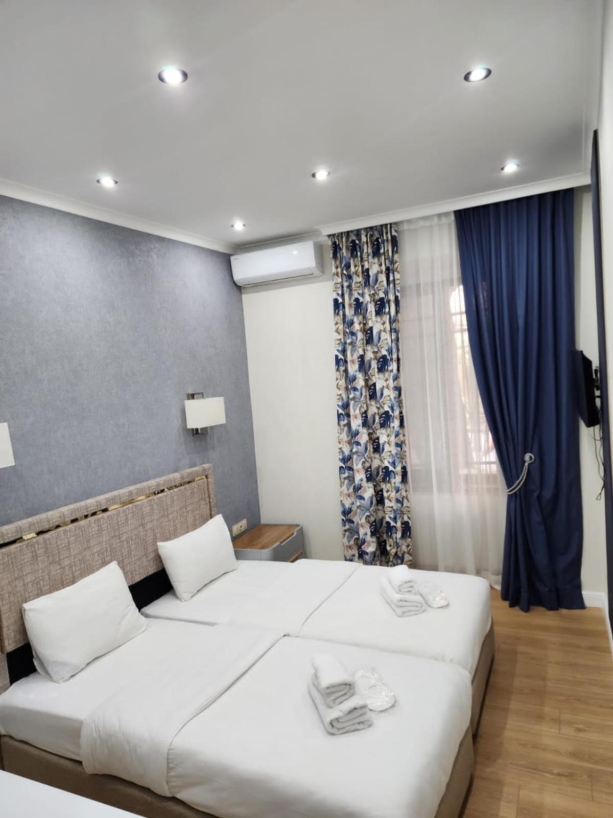 Marita Hotel Tiflis Exterior foto